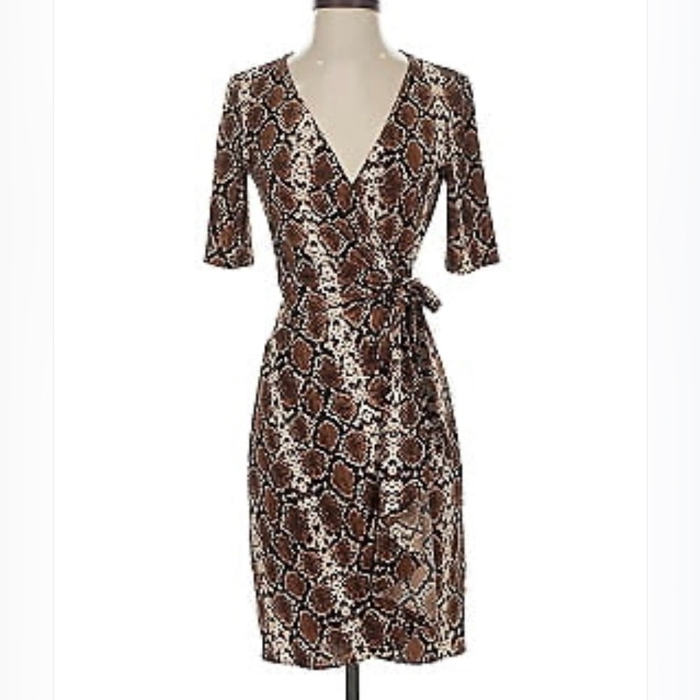 BCBGMAXAZRIA XS Wrap Dress – Leopard / Snake Print